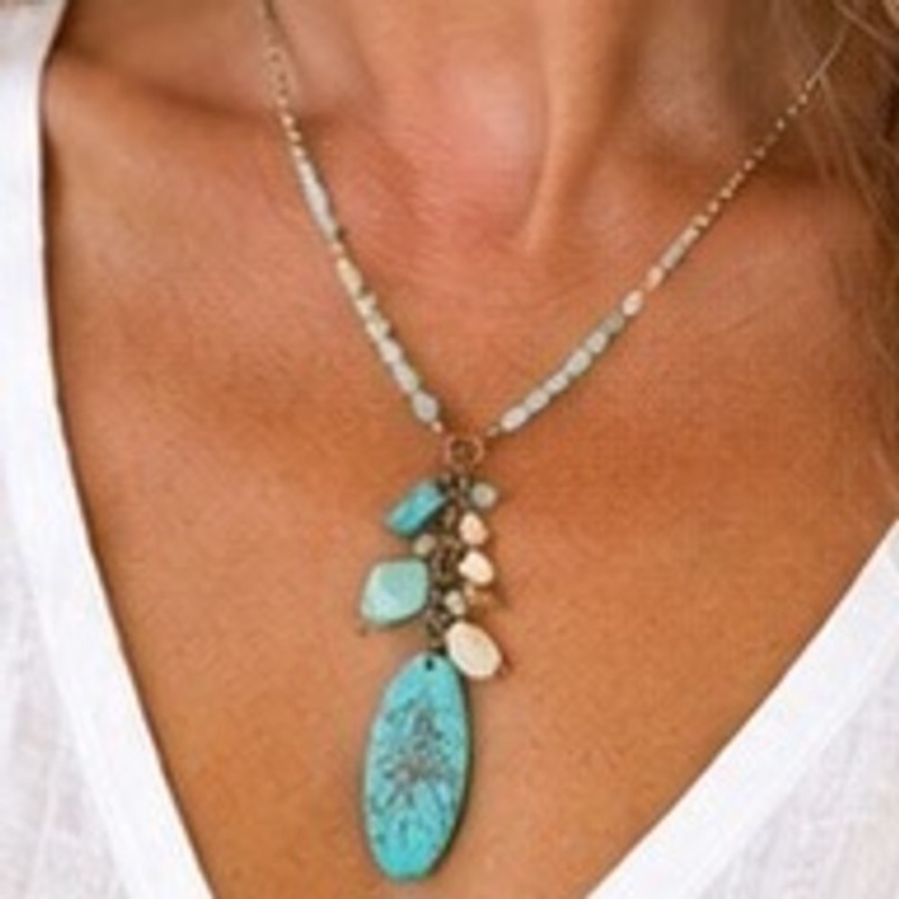 Turquoise Color Stones Cluster Pendant Necklace Gold Tone Boho Southwestern
